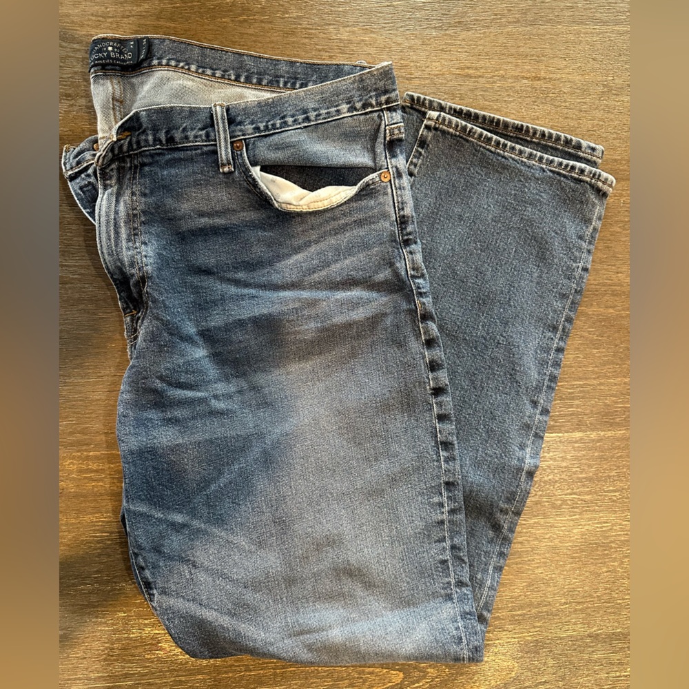 Lucky Brand Straight Leg Dark Blue Jeans